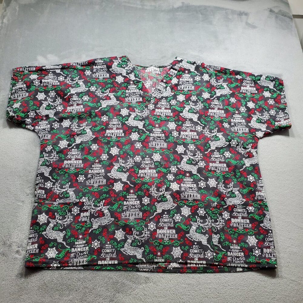 Handmade Vneck Top Reindeer Theme of Christmas Black White Red Green Wm Sz L